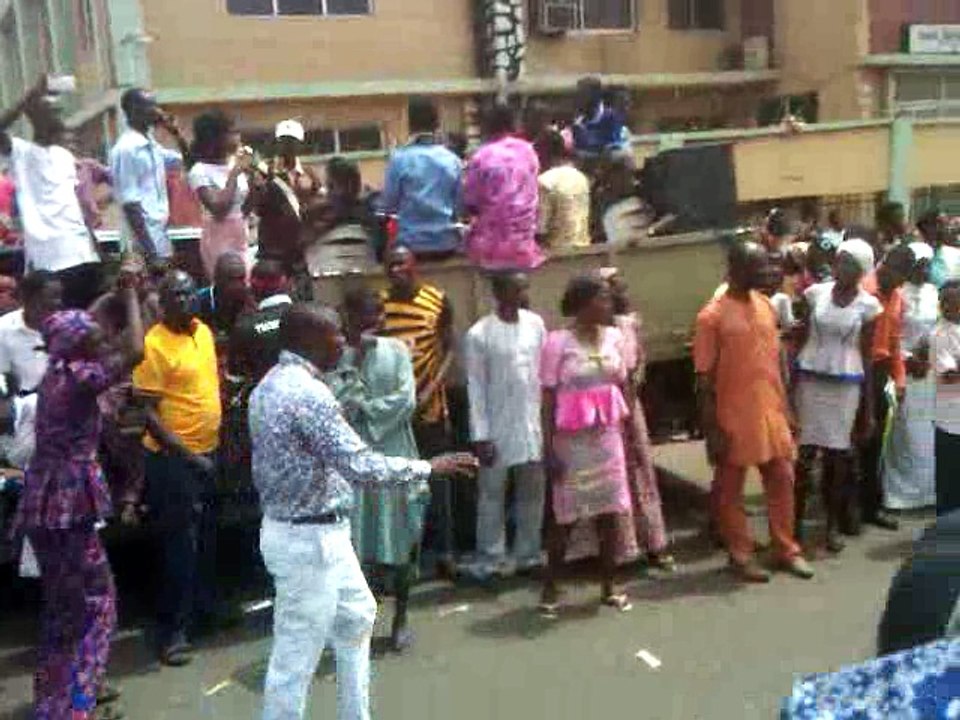 PALM SUNDAY 09042017 ARRIVAL OF BOYS AND GIRLS BRIGADES