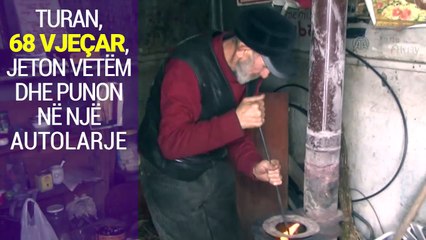 52 vjet duke pritur dashurinë e tij të jetës