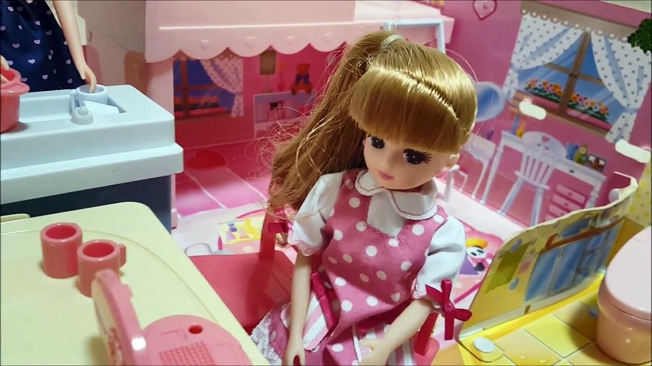 リカちゃんのボーイフレンドはるとくん登場！ 隣に引っ越してきたよ！ ❤ 子供向け おもちゃ アニメ キッズ 人形 ごっこ 遊び  トイキッズ Toy