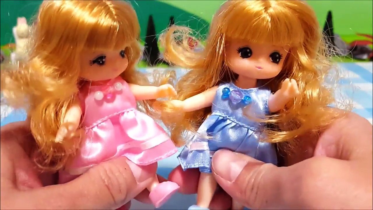 リカちゃん おもちゃハローキティのドーナツ屋さん ミキちゃん マキちゃん おやつを買いにいった...