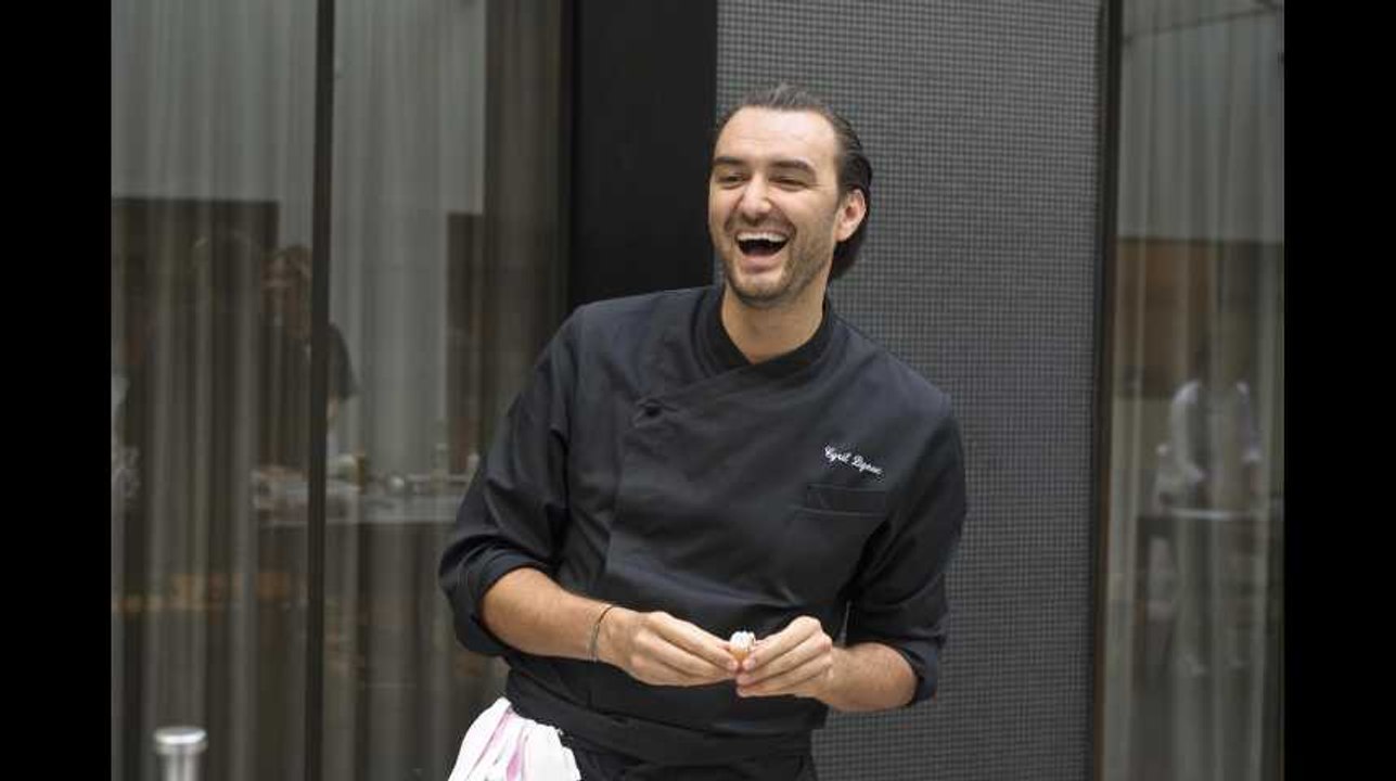 Le meilleur pâtissier : Cyril Lignac attristé par le départ de Faustine Bollaert