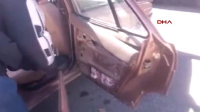 Erzurum Jandarmadan Kaçan Otomobilde Kaçak Sigara Bulundu