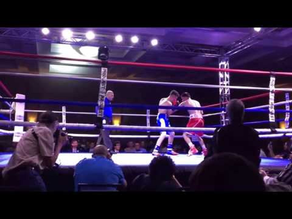 Round 3 Lopez vs Ochoa - EsNews boxing