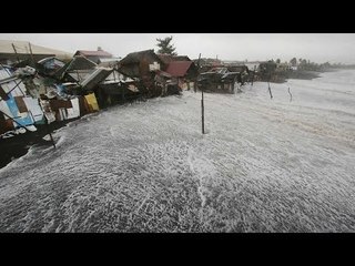 下载视频: Typhoon Melor hits Central Philippines, thousands evacuated