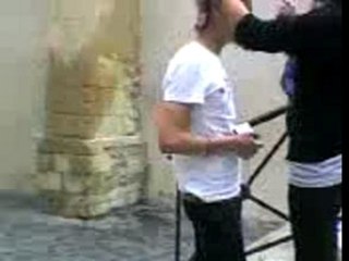 Bambi fait de la galipette xD