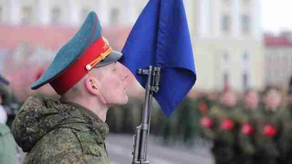 Ejército ruso ensaya en San Petersburgo el desfile del Día de la Victoria