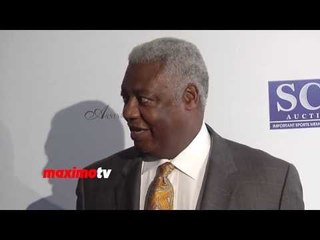 Oscar Robertson "THE BIG O" 2013 Harold & Carole Pump Foundation Gala Arrivals