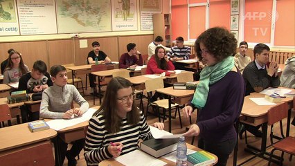 Roumanie: ces irréductibles qui craignent de perdre leur latin