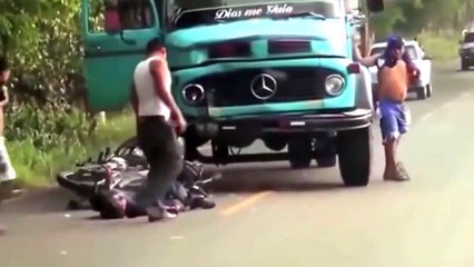 Motorcycle Fails Crashes COMPILATION 2017 [Part 10]