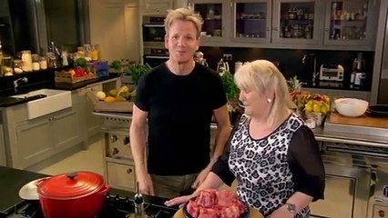 Spicy Braised Oxtail, Chinese Style | Gordon Ramsay