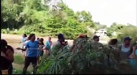 Rescate hombre rio