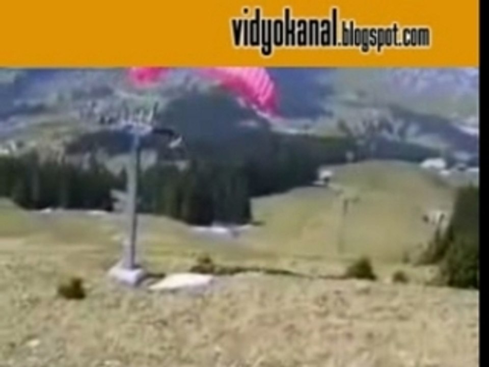 Paraglider chewed by lift