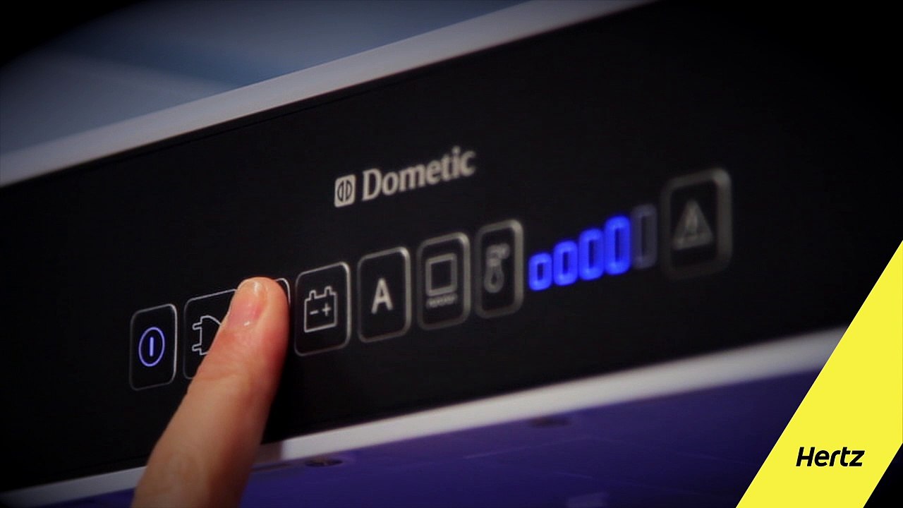 FR11 - LE REFRIGERATEUR - HERTZ Trois Soleils : Location de camping-cars