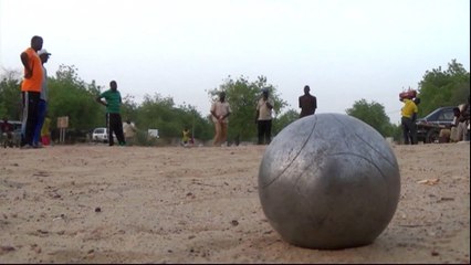 Nigeriens enjoy an old French ball game