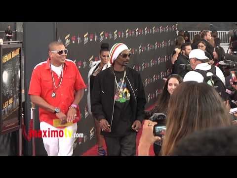 Snoop Dogg at KEVIN HART Let Me Explain Movie Premiere Red Carpet in Los Angeles
