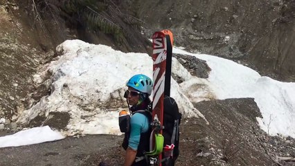 Des alpinistes capturent une avalanche spectaculaire dans les "Rocky Mountains" au Canada
