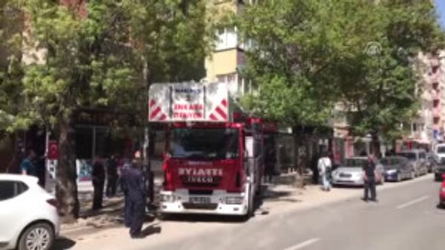 Evinde Kilitli Kalan Yaşlı Kadını Itfaiye Kurtardı