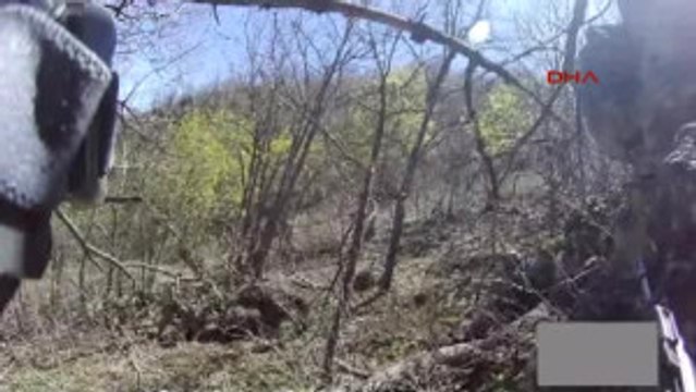 Tunceli'de PKK'lı Teröristlerin Teslim Olma Anı Görüntüleri Ortaya Çıktı