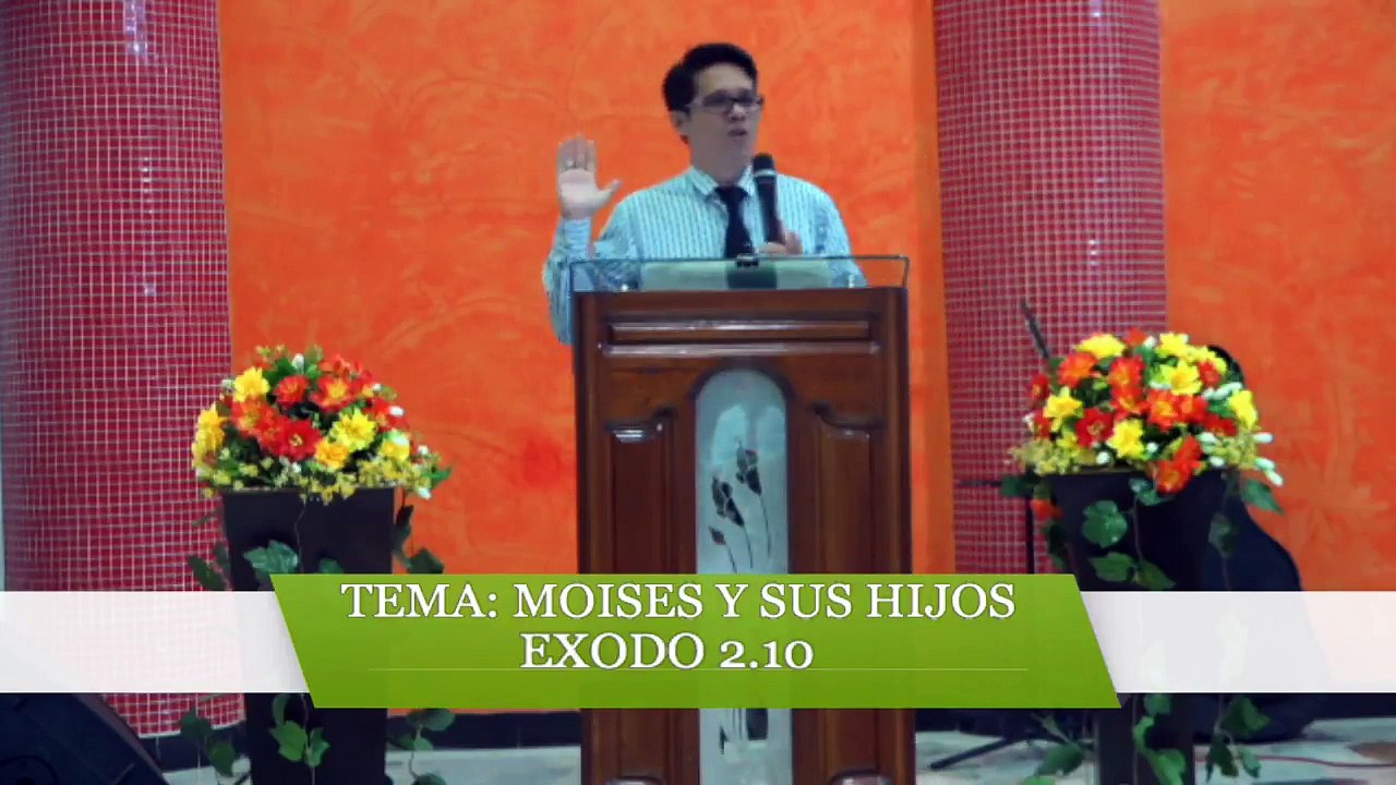 MOISES Y SUS HIJOS
