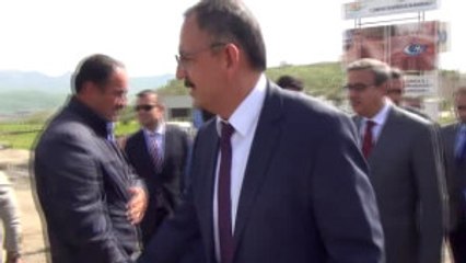 Bakan Özhaseki, "Belediyeler Kandil'in İrtibat Bürosu Gibi Çalışmış"