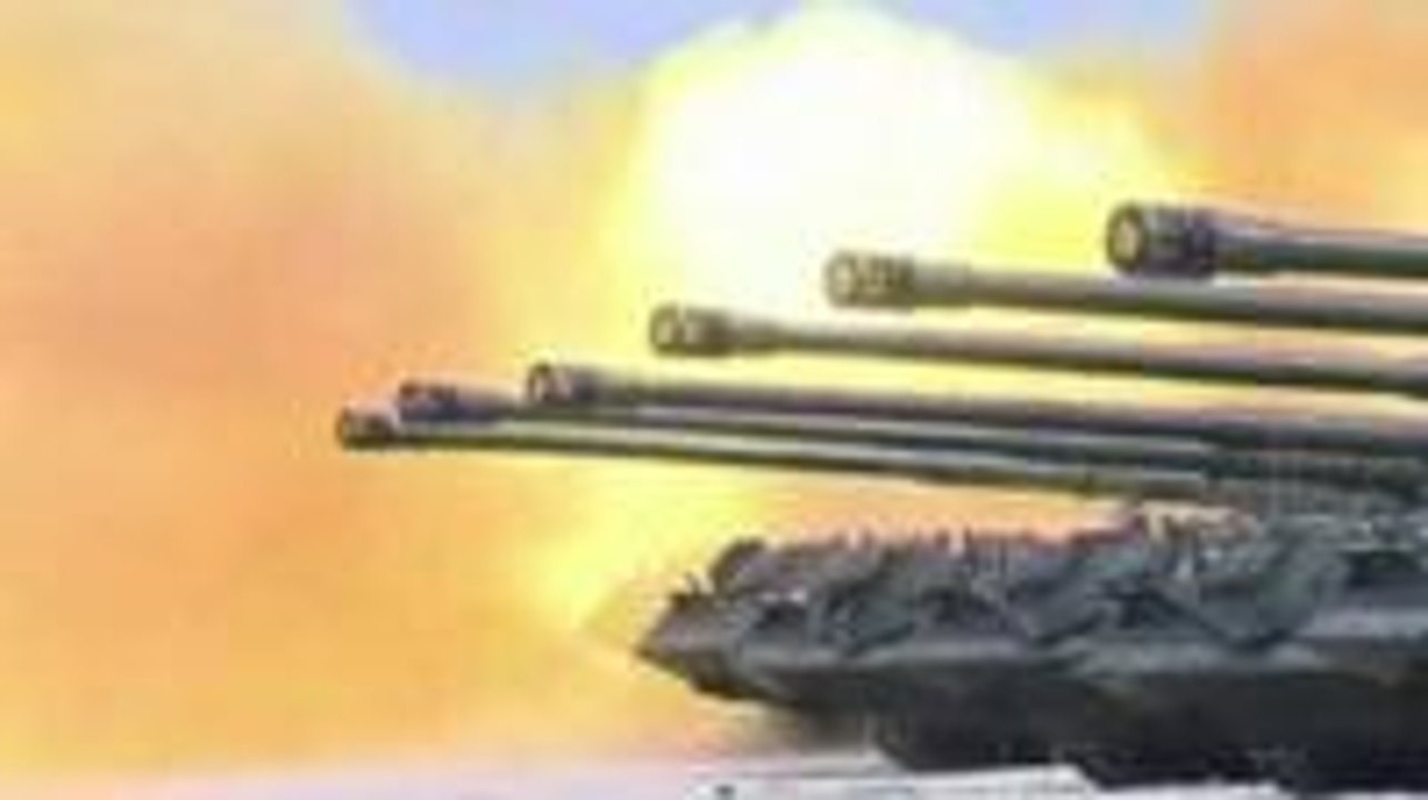 North Korea in display of military might