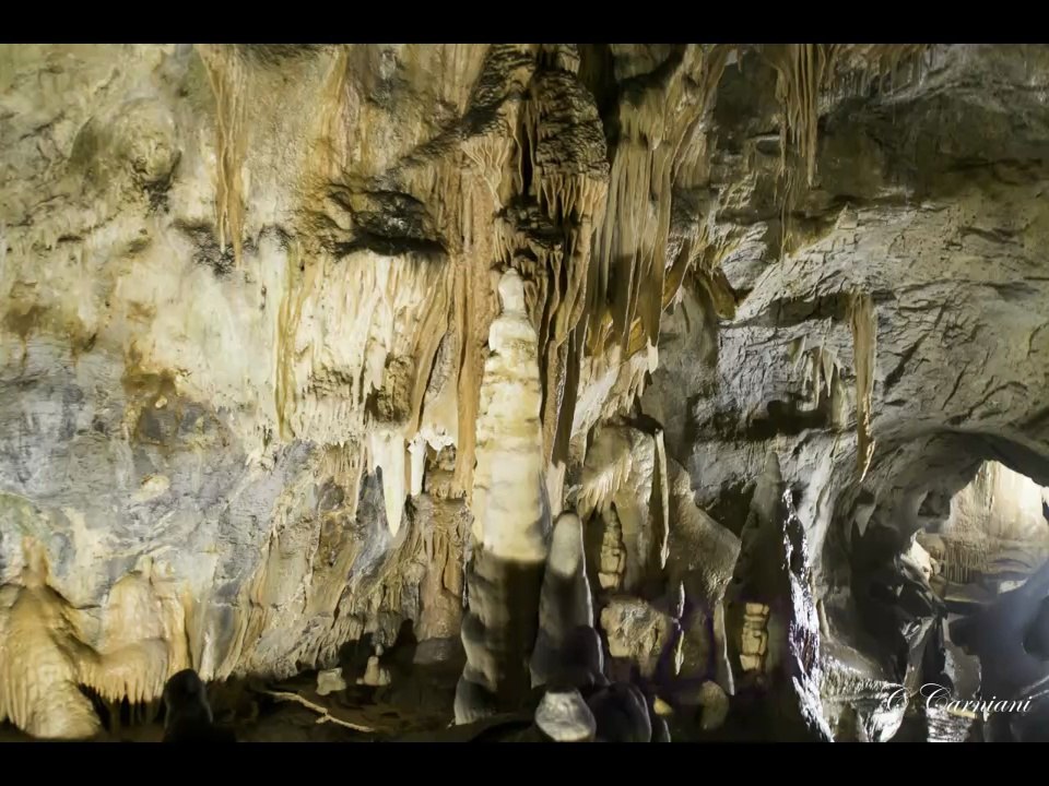 Les Grottes de Toirano