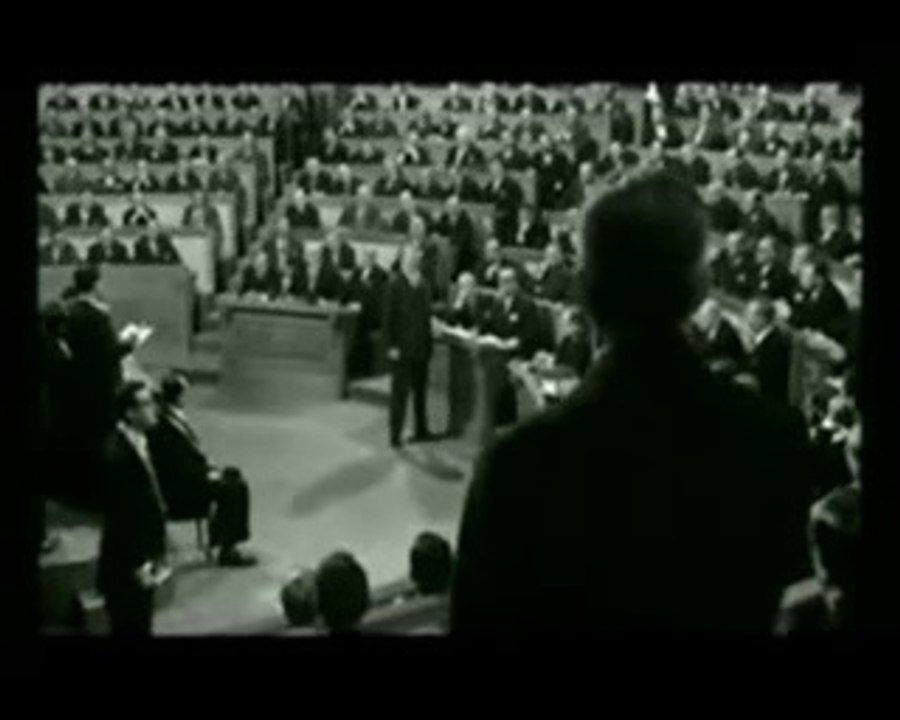 A regarder...1961....aujoud'hui...rien n'a changé
