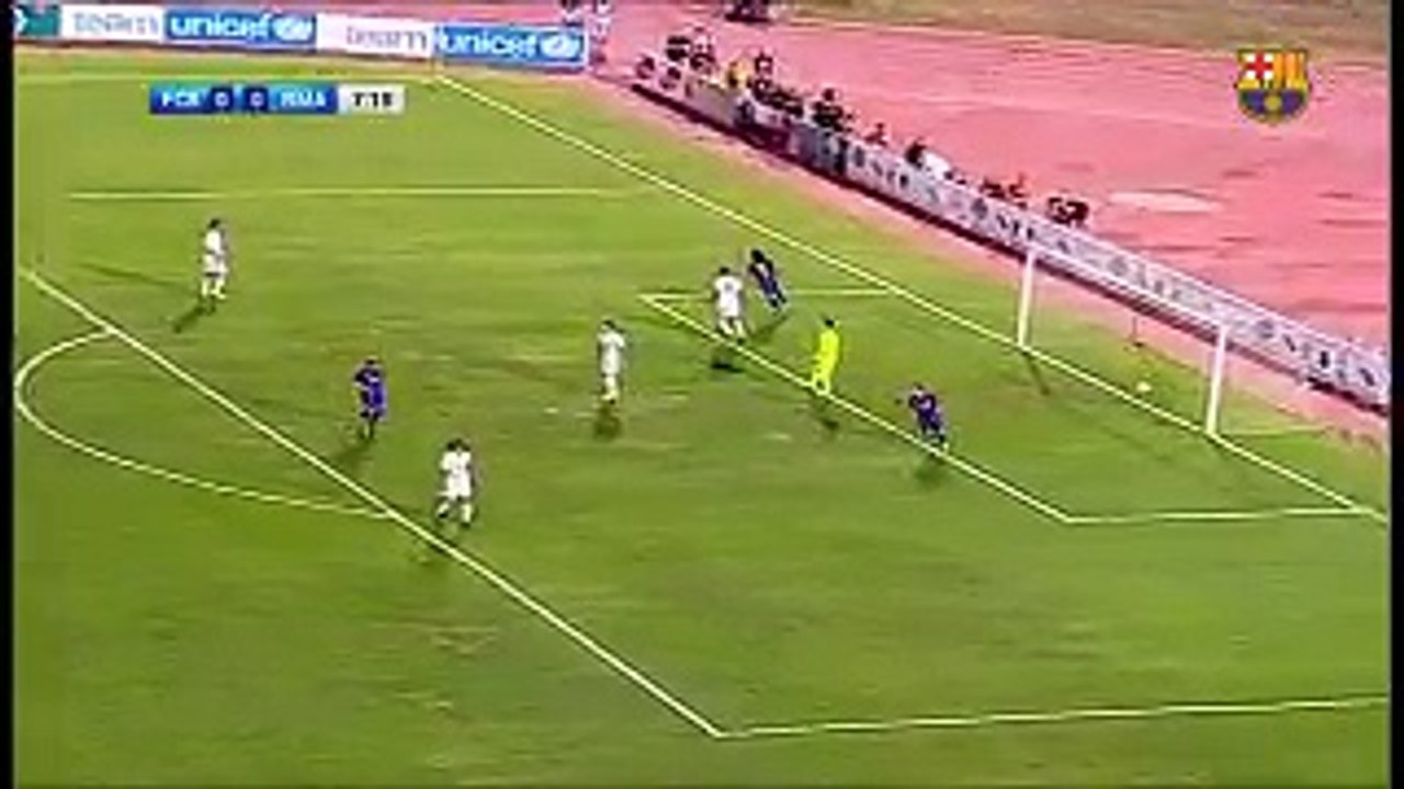 La passe décisive de malade de Ronaldinho pour Giuly