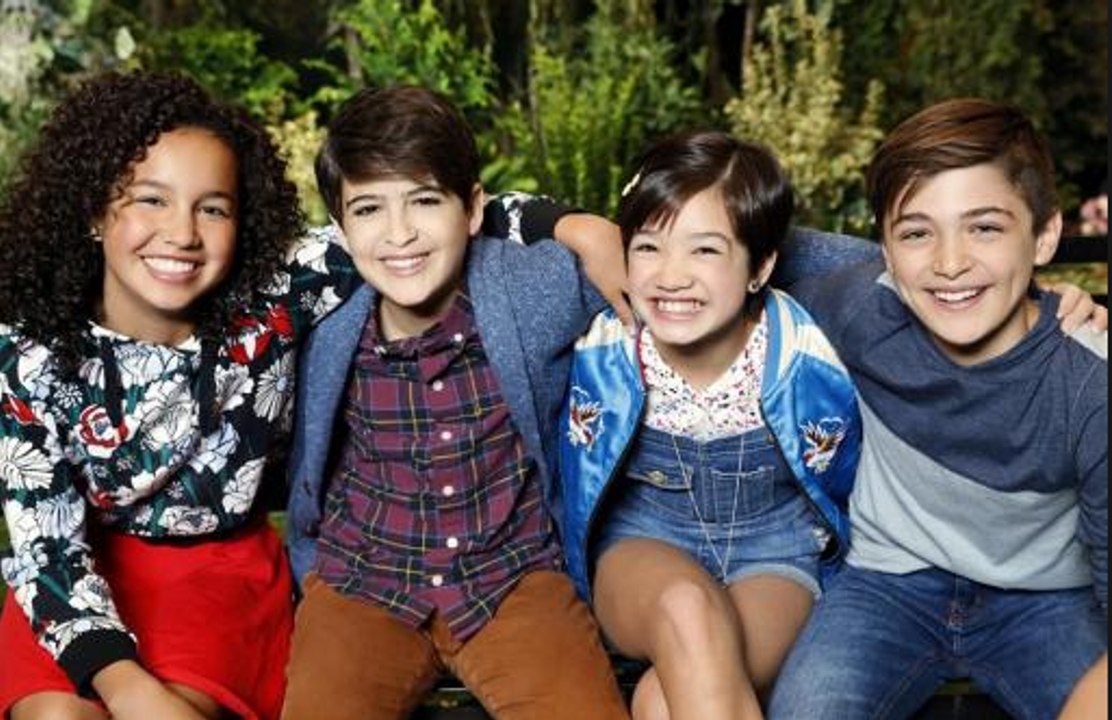 Watch Andi Mack Season 1 Episode 9 Shes Turning Into You Full Series Streaming Video 