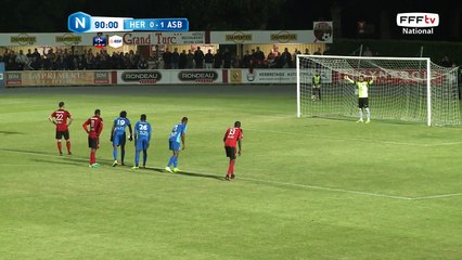 Buuut de Schuster qui égalise sur ce pénalty !