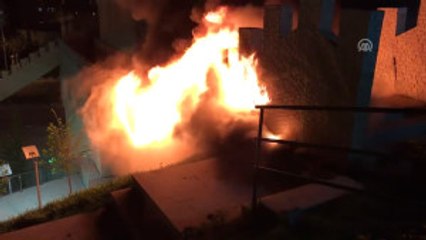 Bilecik'te Yaya Üst Geçidinde Yangın