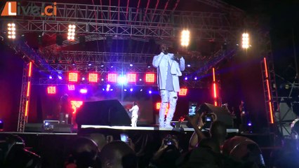 FEMUA 10 - Singuila en concert live a Anoumabo 1