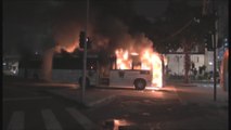 Autobuses incendiados y fuertes enfrentamientos con la Policía deja huelga en Río de Janeiro
