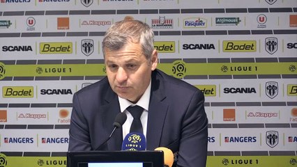 35e j. - Lyon et Genesio avaient déjà l'Ajax en tête