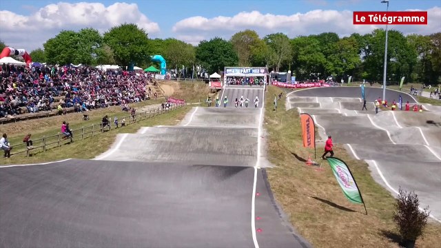 Sarzeau (56). Coupe de France de BMX : 540 pilotes en piste