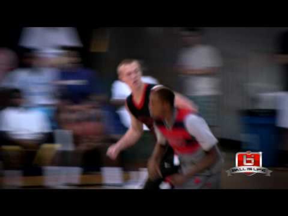 6'4" Jeremy Alexander SICK Facial Dunk on Defender - Best Dunk Of Vegas