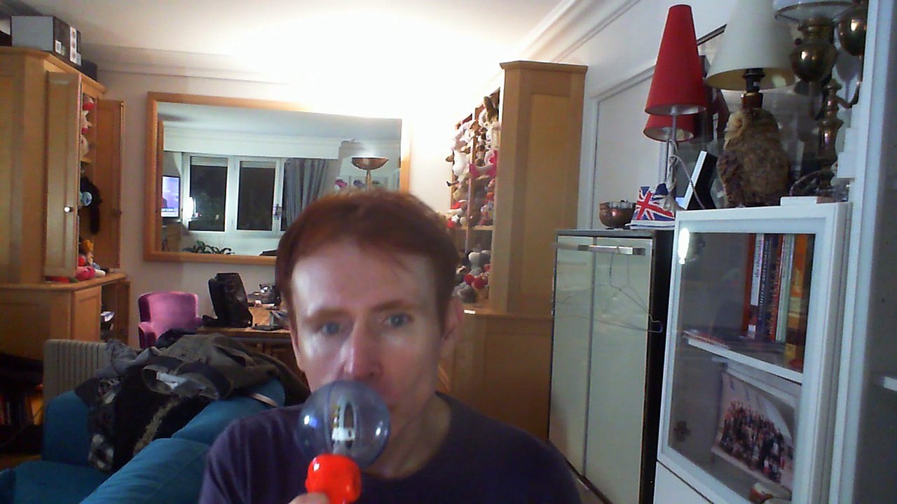 Wiwi égratigne "si ton coeur bat" de Laurence Nerbonne