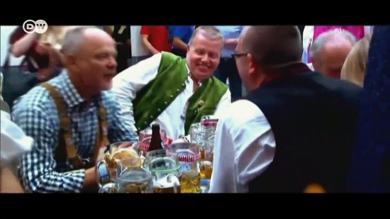 Amsterdam-based Trump impersonator | Euromaxx