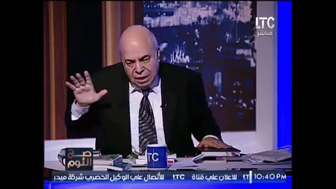 كاتب مصري يطالب بإغلاق الأزهر ومنع تدريس قصص الصحابة