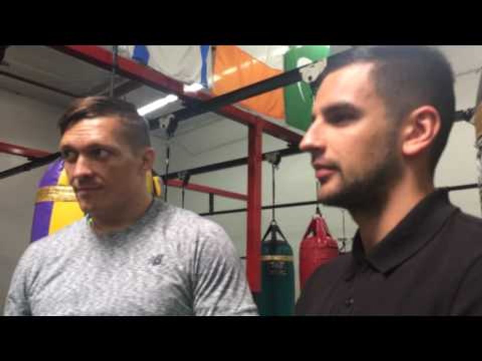 Oleksandr Usyk Hitting The Bag With NO Gloves! esnews boxing