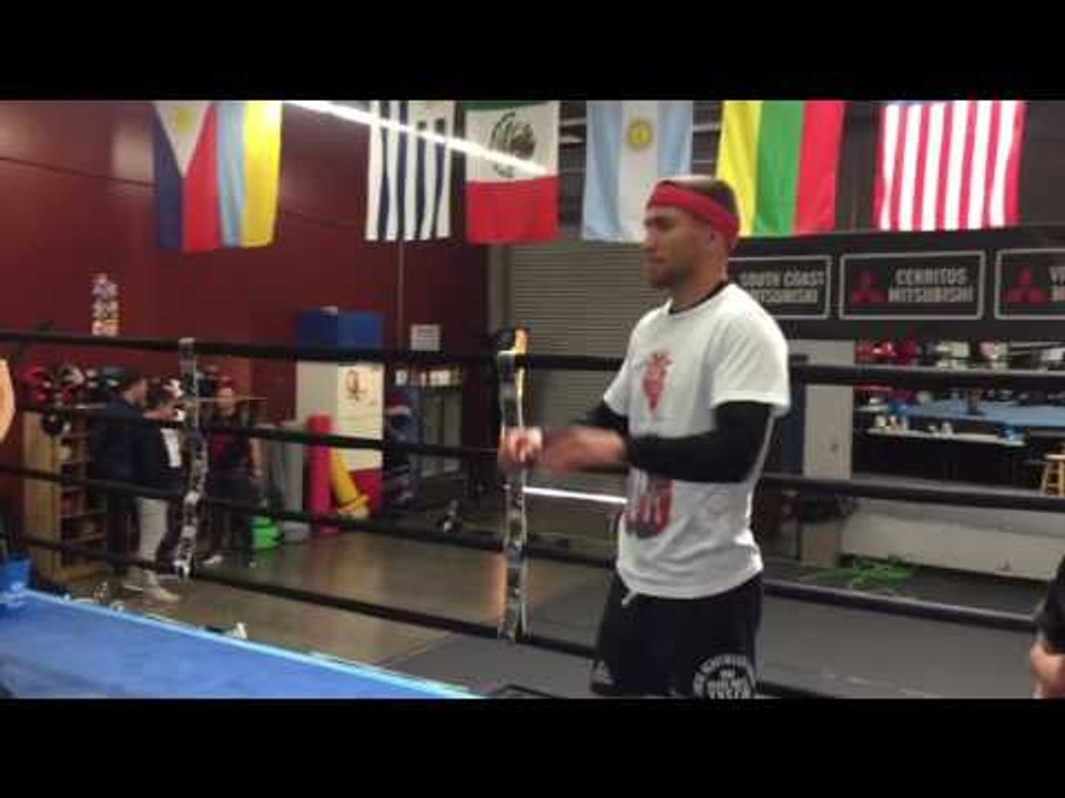 Vasyl Lomachenko Working Out Shawdow Boxing In Mike Tyson Shorts - esnews boxing