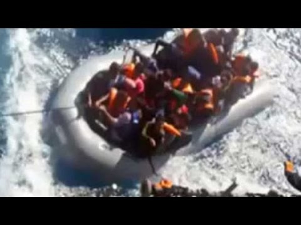 African migrant's boat sinks in Spain, 4 dead, 35 missing