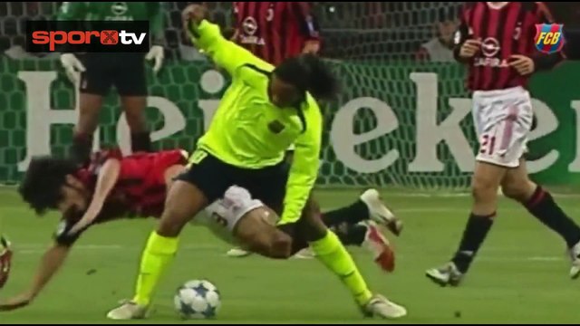 Ronaldinho'dan müthiş paslar!