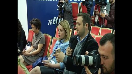 Konferenca për shtyp pas mbledhjes së Kryesisë së LSI-së. Prezantohet lista p... hd