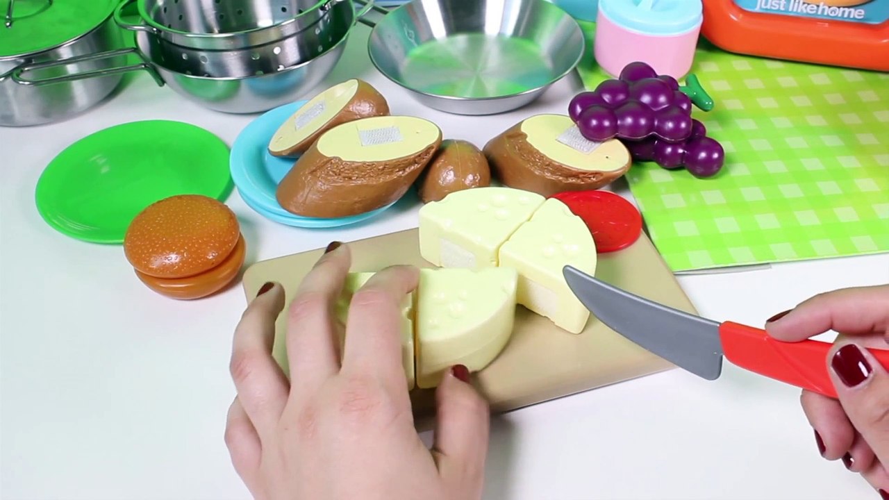 Learn Colors with Surprise Eggs Toy Microwave Oven for Children Learn Colours For Kids Play Doh Food