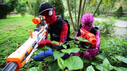Spiderman and Spidergirl Police Nert Gun Battle Arrest Joker and Bad Guys