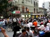 Verkehrschaos in Shanghai und Polizei