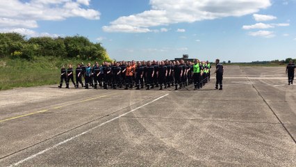 90 pompiers s’entrainent pour le défilé du 14 juillet à Paris