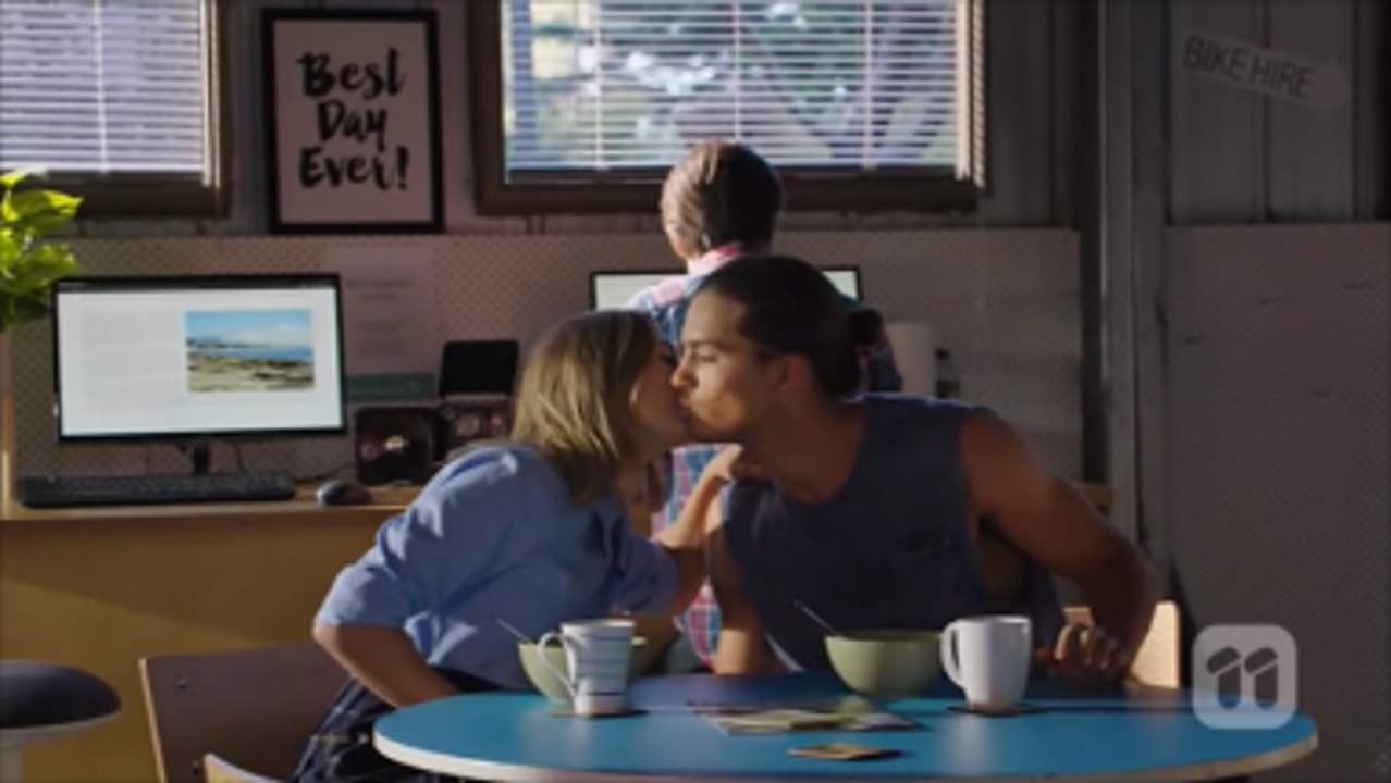 Piper and Tyler scenes ep 7589