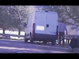 Spezzano Piccolo (CS) - Abbandonano rifiuti sulla Statale 107, sanzionati (29.04.17)